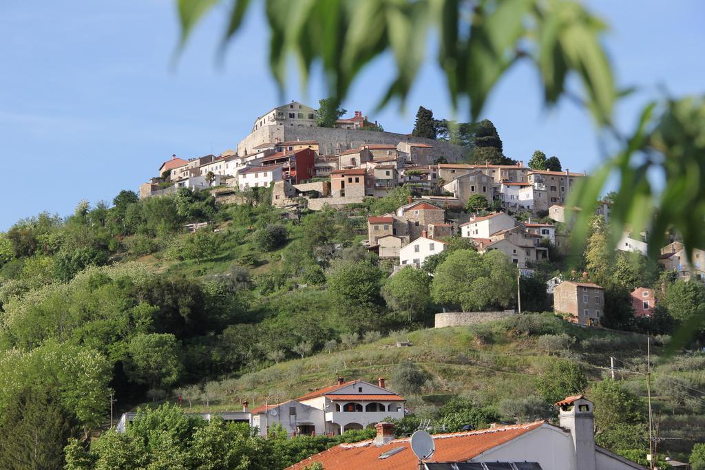 Provvidenza Villa Motovun Oda fotoğraf